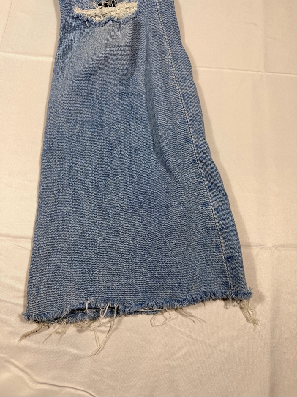 Levi’s 70s High Light Blue Distressed Flare Jeans - Picture 3 of 13